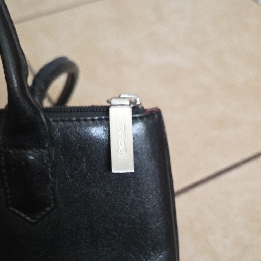 Hobo Black Leather Handbag - Picture 3 of 16